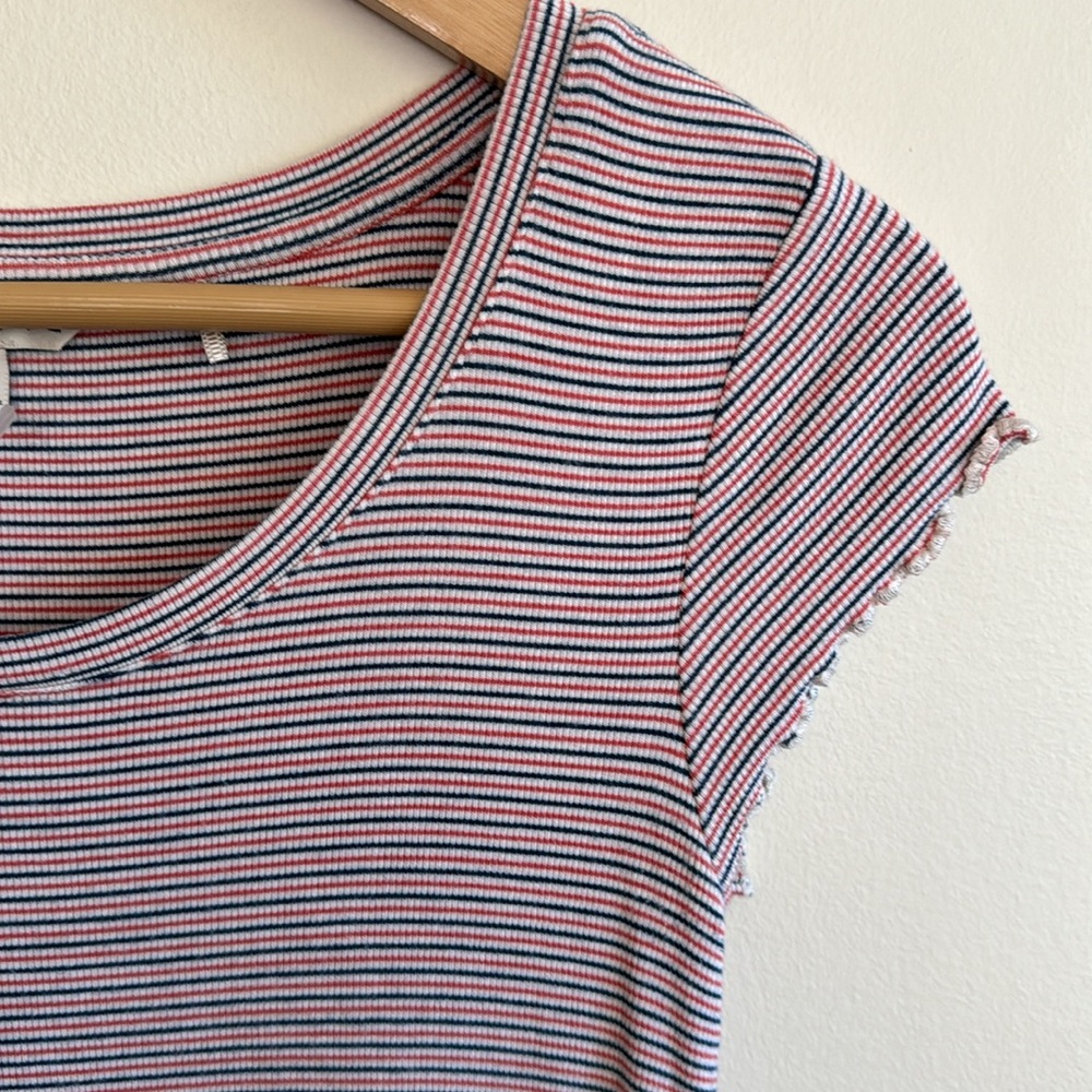 TOAD  & CO striped lettuce edge tee .